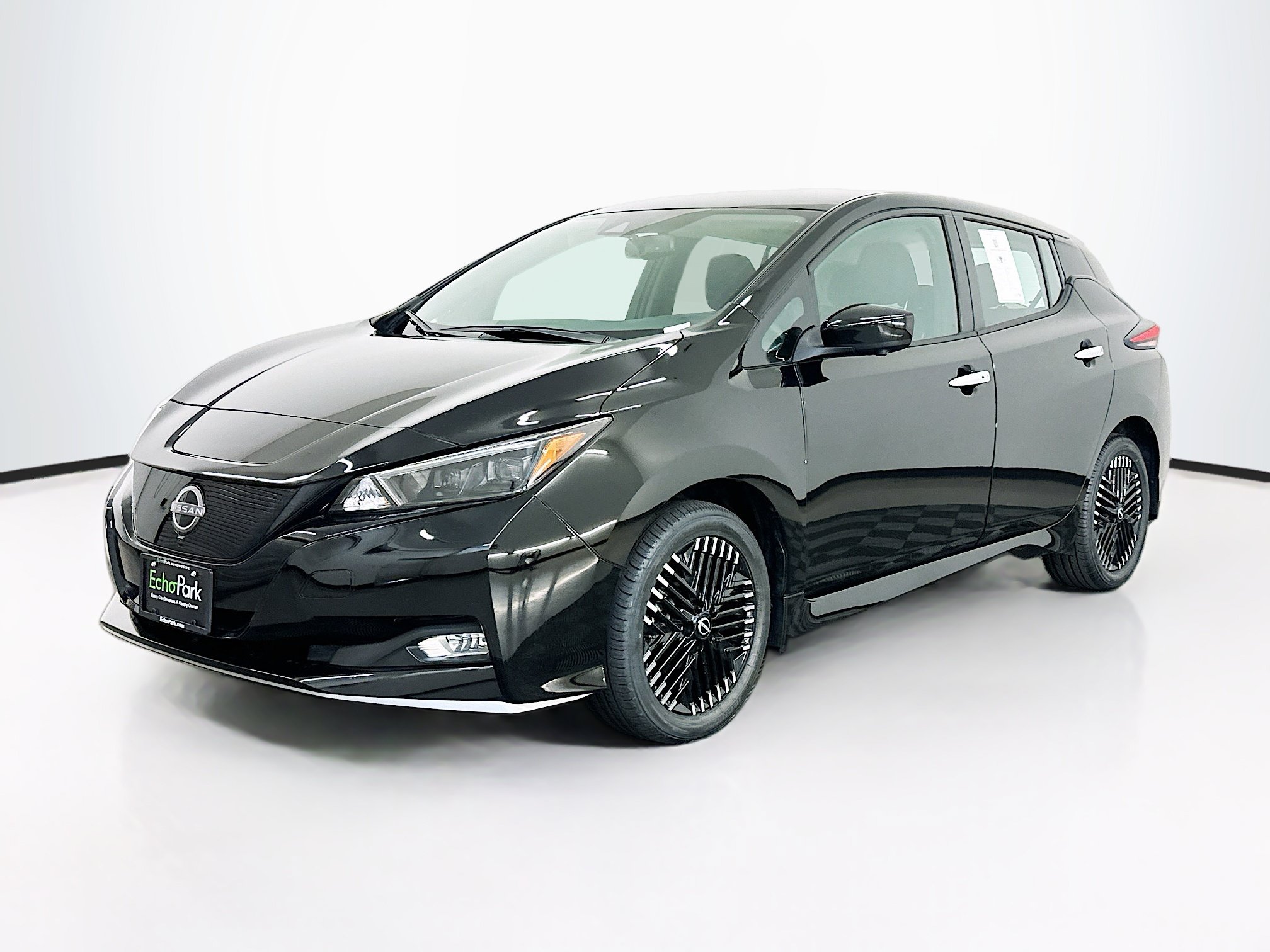 Used 2024 Nissan Leaf SV Plus FWD image 3