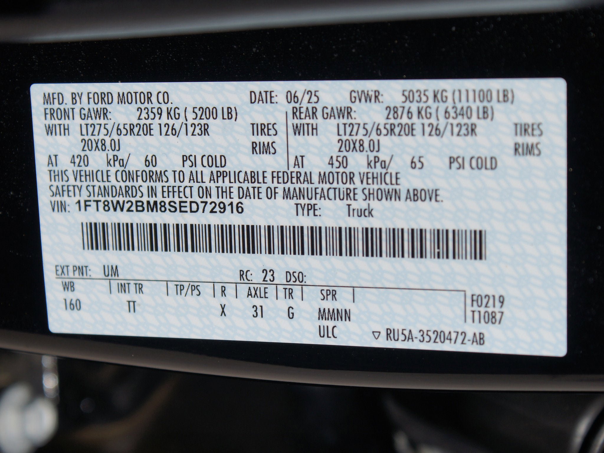 Used 2025 Ford F250 Platinum w/ Platinum Plus Package image 28