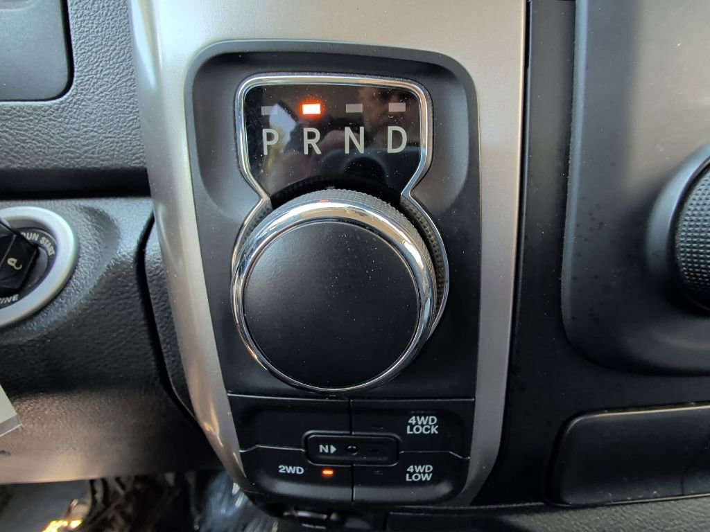 Used 2018 RAM 1500 Classic SLT AWD/4WD image 20