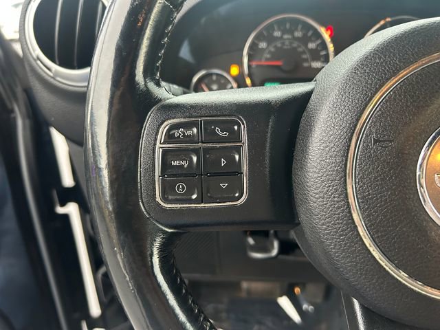 Used 2014 Jeep Wrangler Unlimited Sahara w/ Dual Top Group AWD/4WD image 20