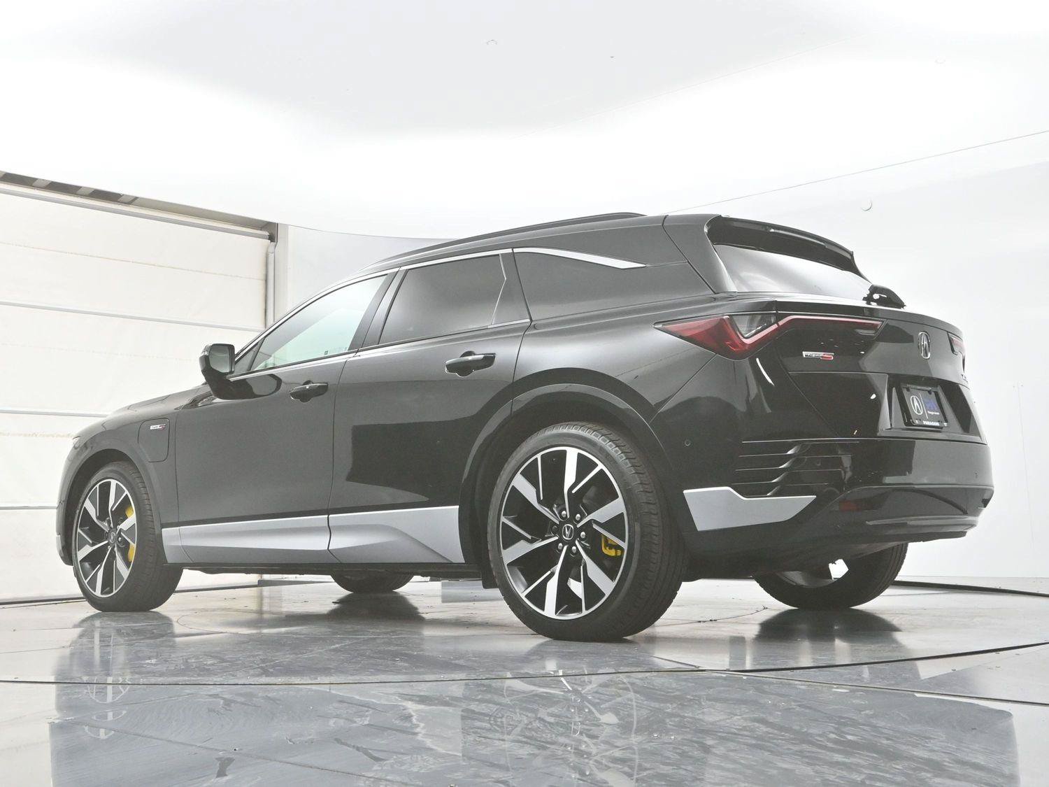 Certified 2024 Acura ZDX Type S AWD/4WD image 33