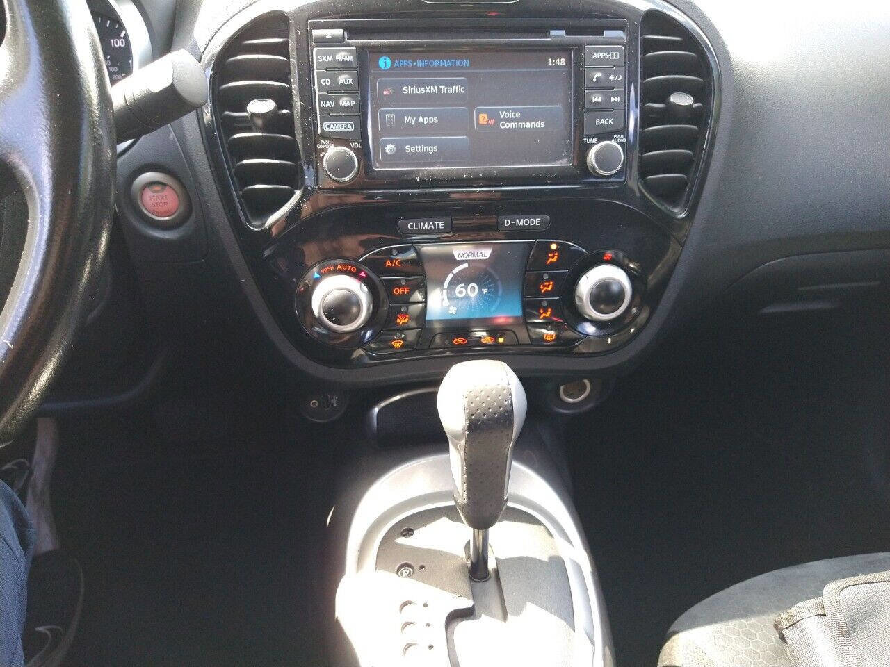 Used 2015 Nissan Juke SV w/ Technology Package image 52