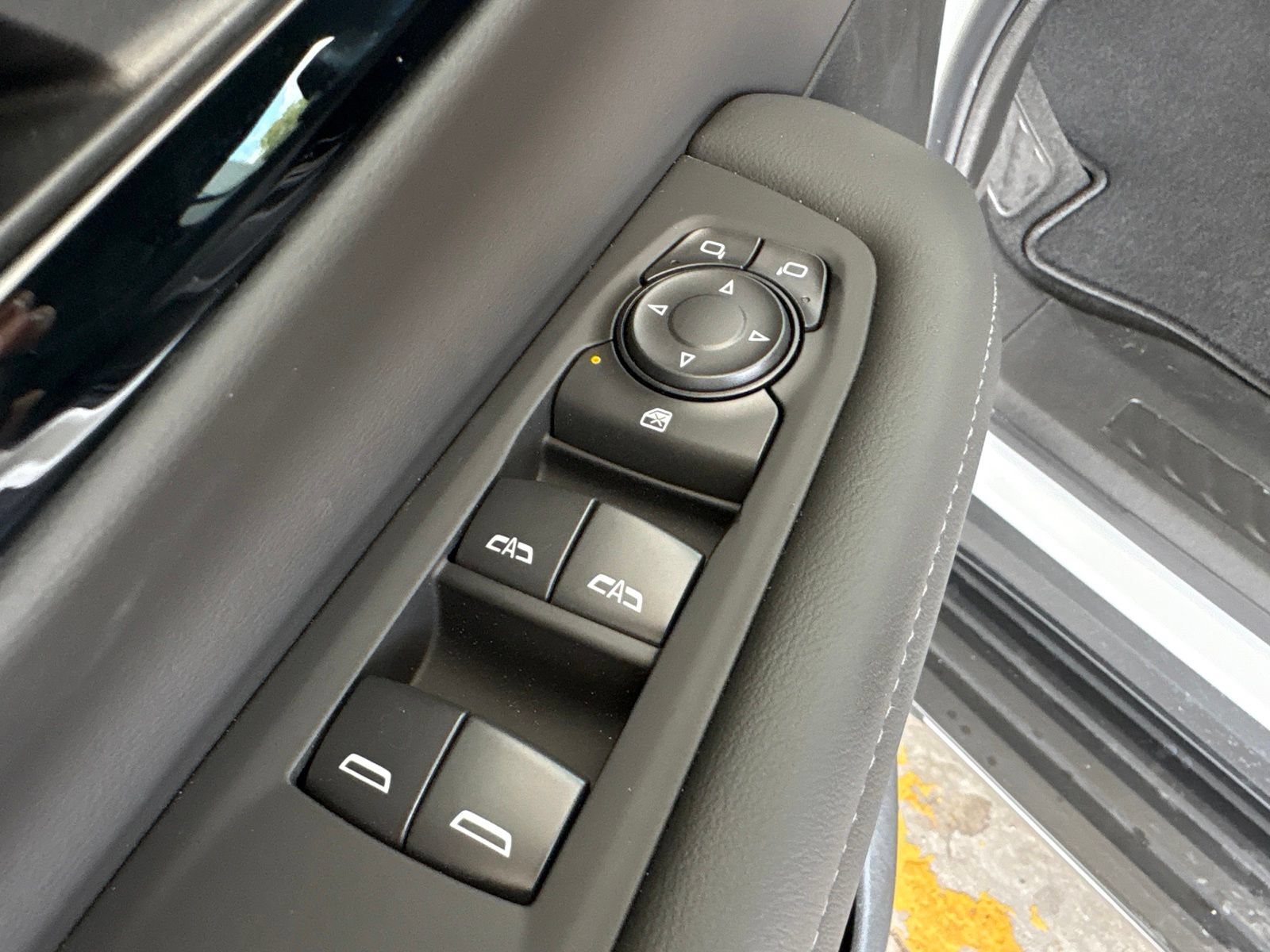 New 2026 Chevrolet Suburban LS RWD image 11