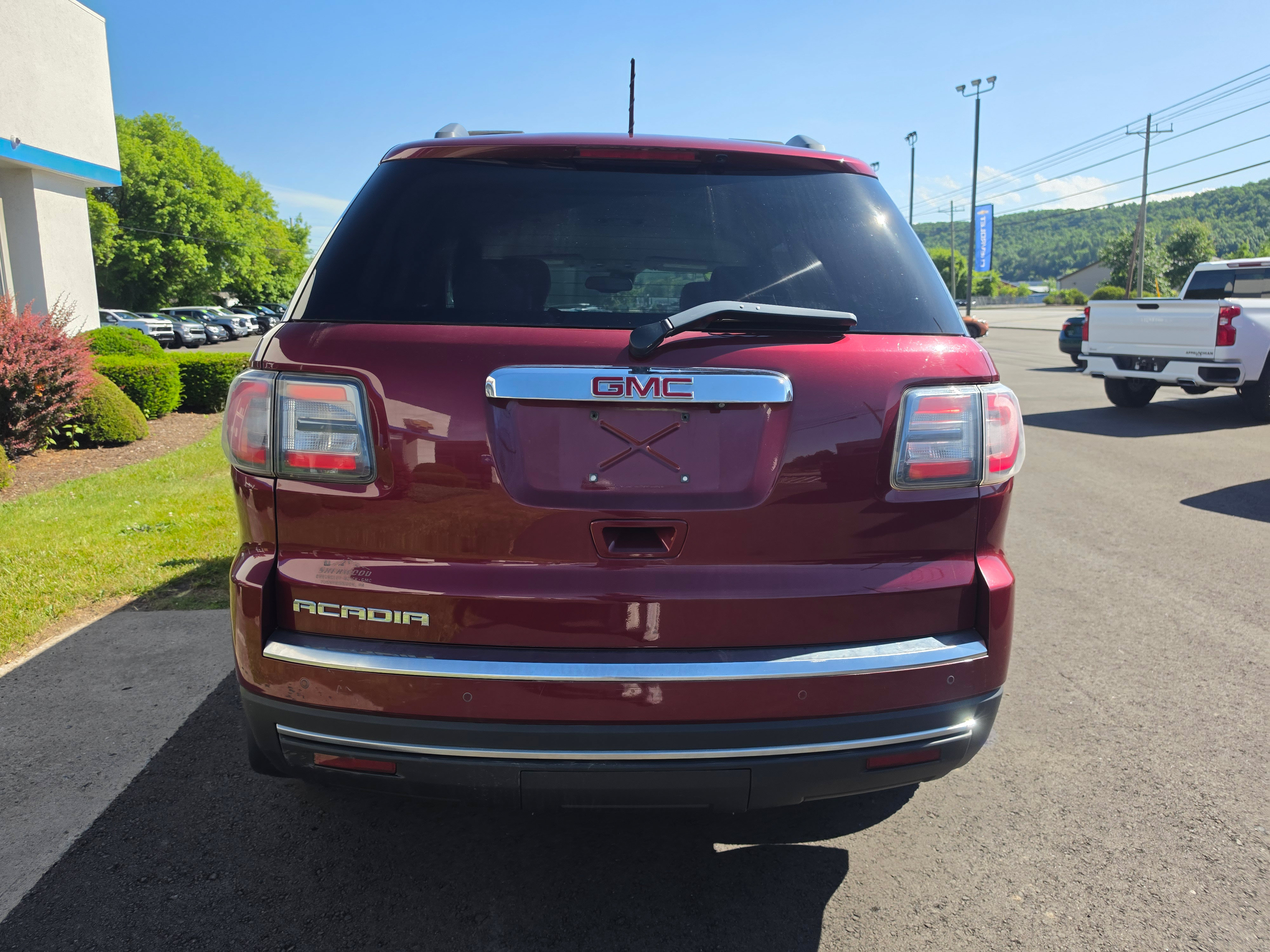Used 2015 GMC Acadia SLT FWD video 4