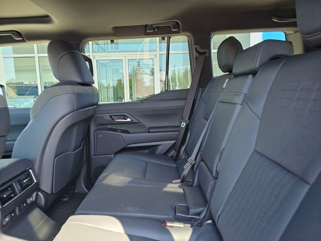 Used 2026 Lexus GX 550 AWD/4WD image 20