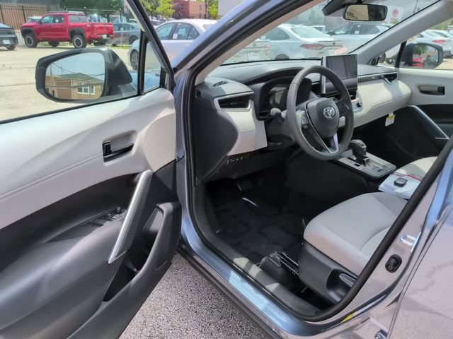 Used 2026 Toyota Corolla Cross LE w/ Moonroof Package AWD/4WD image 11