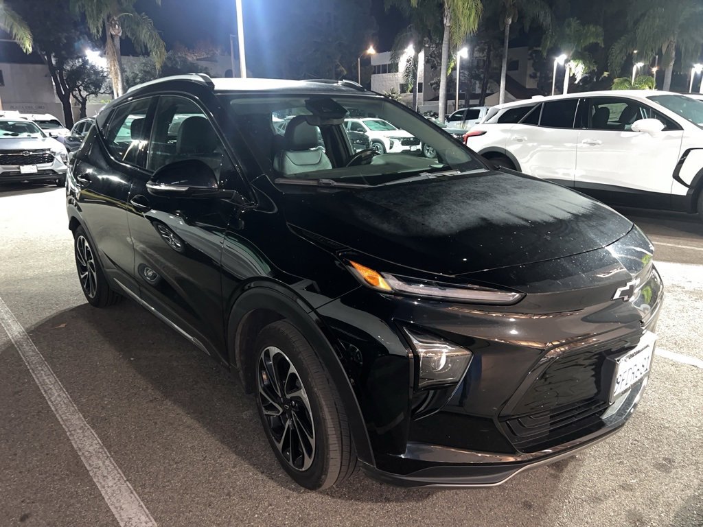 Used 2023 Chevrolet Bolt EUV Premier w/ Sun & Sound Package image 14