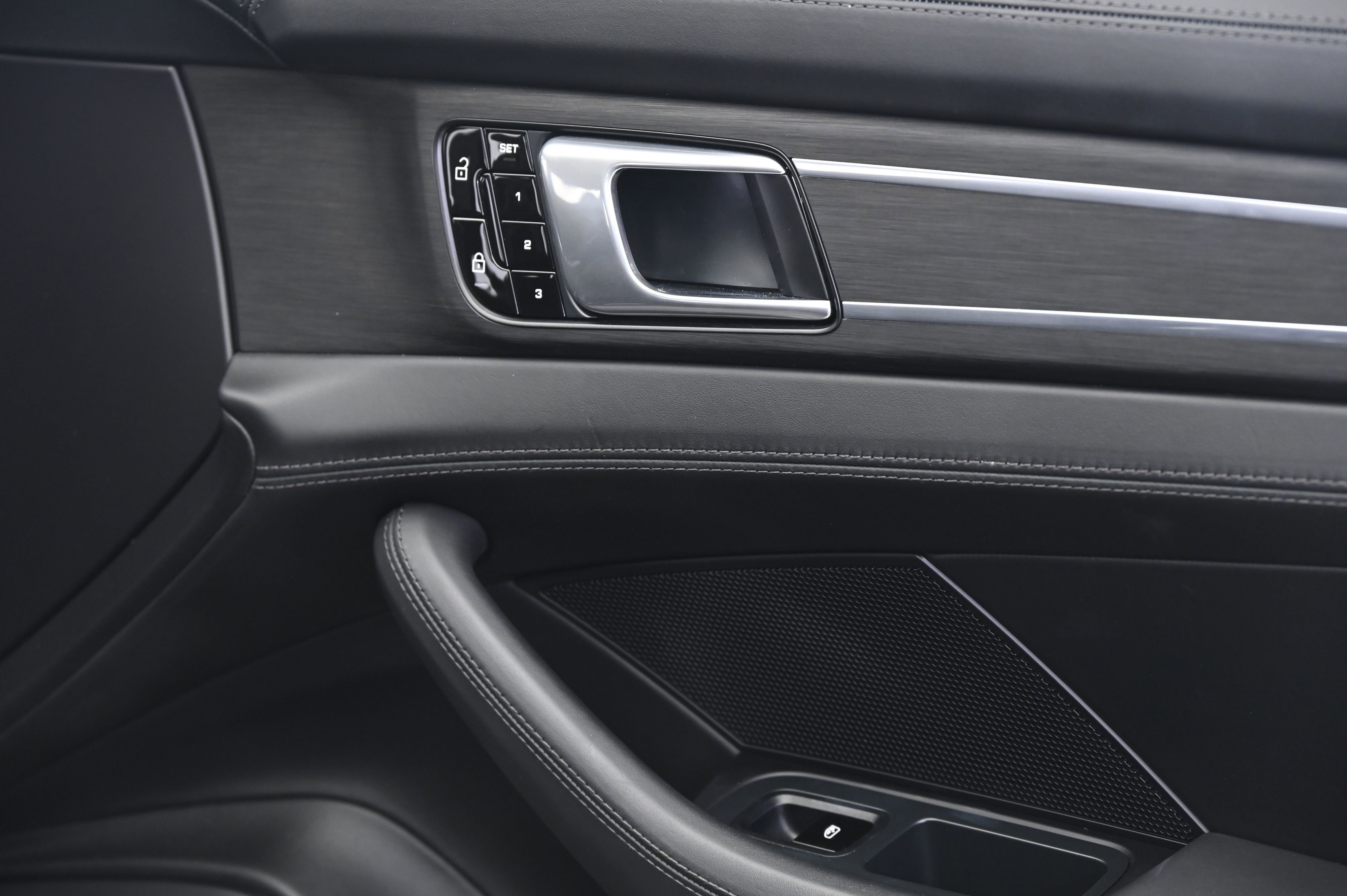 Certified 2020 Porsche Panamera GTS image 21