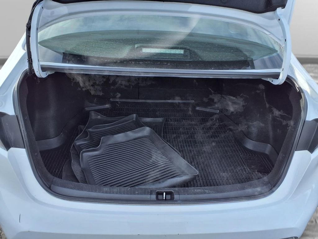 Used 2024 Toyota Corolla SE Nightshade image 25