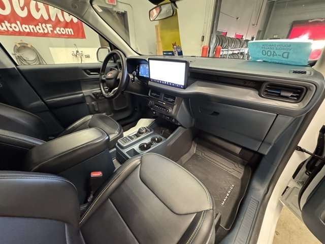 Used 2025 Ford Maverick Lobo image 13