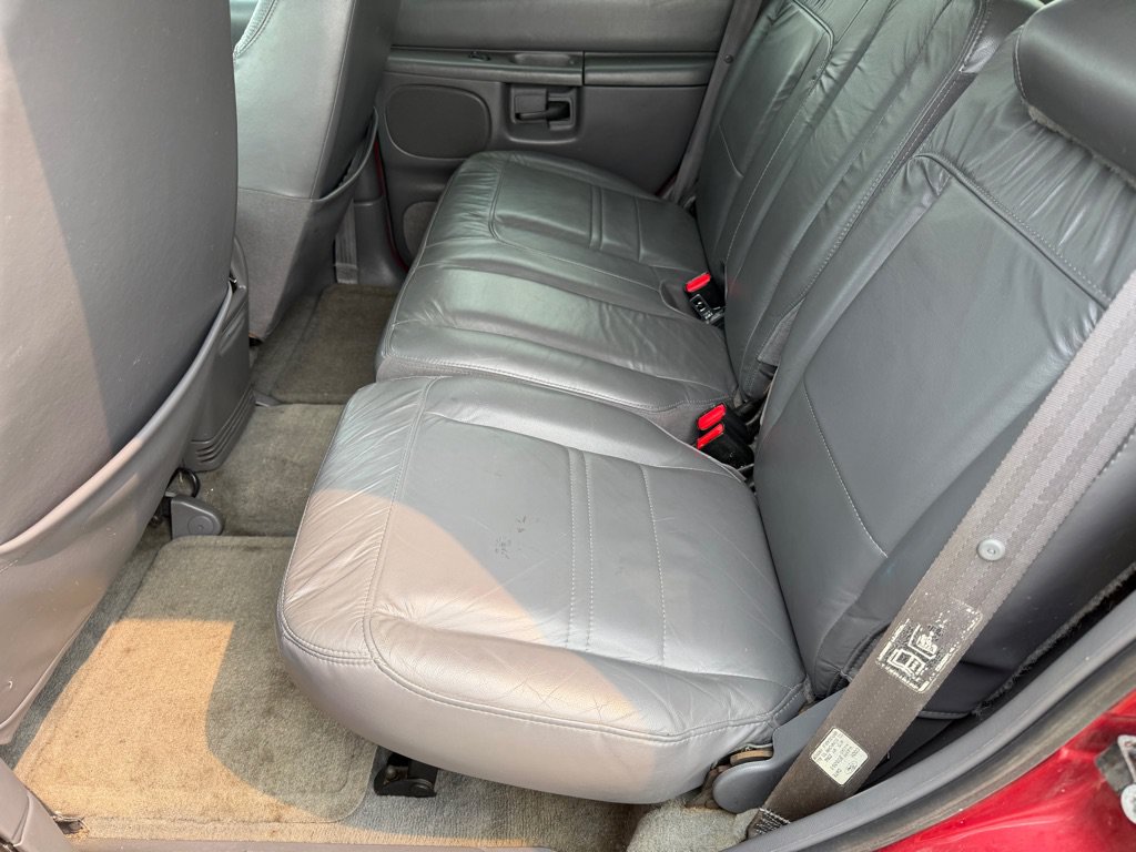 Used 2001 Ford Explorer Eddie Bauer AWD/4WD image 12
