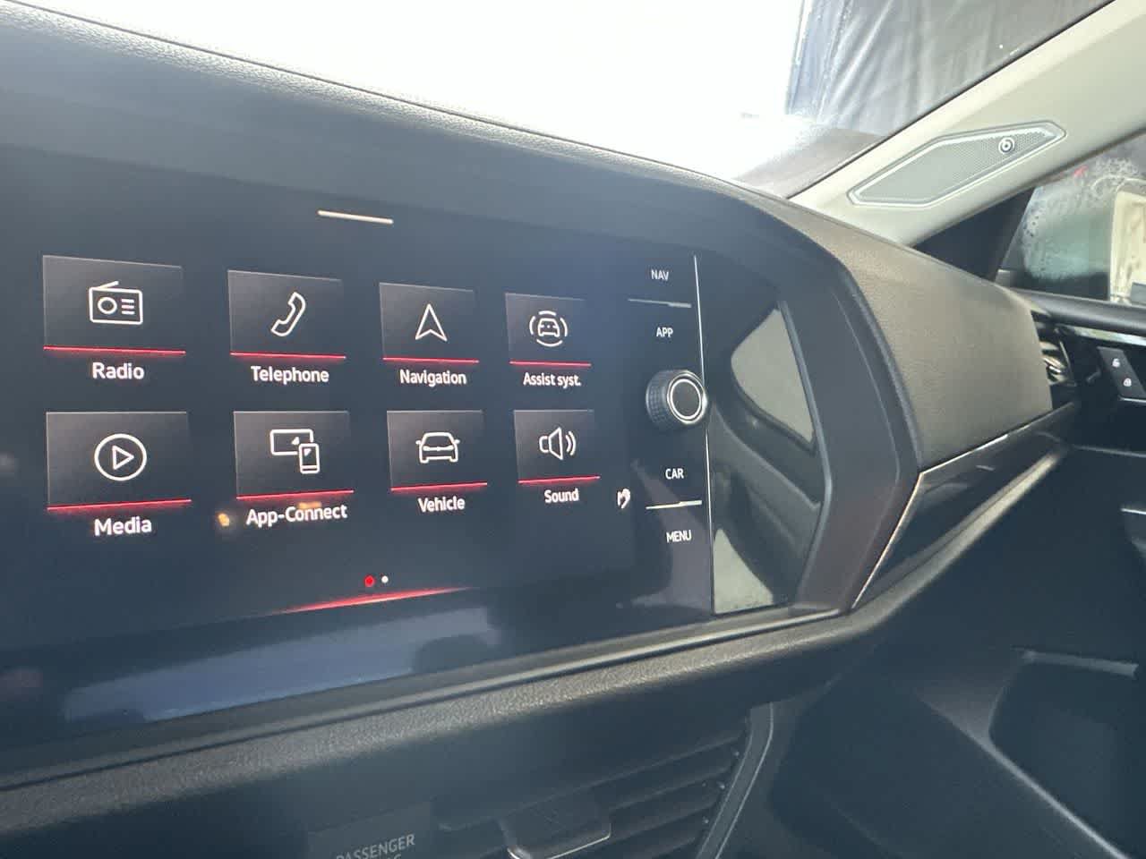 Used 2022 Volkswagen Jetta SEL FWD image 18