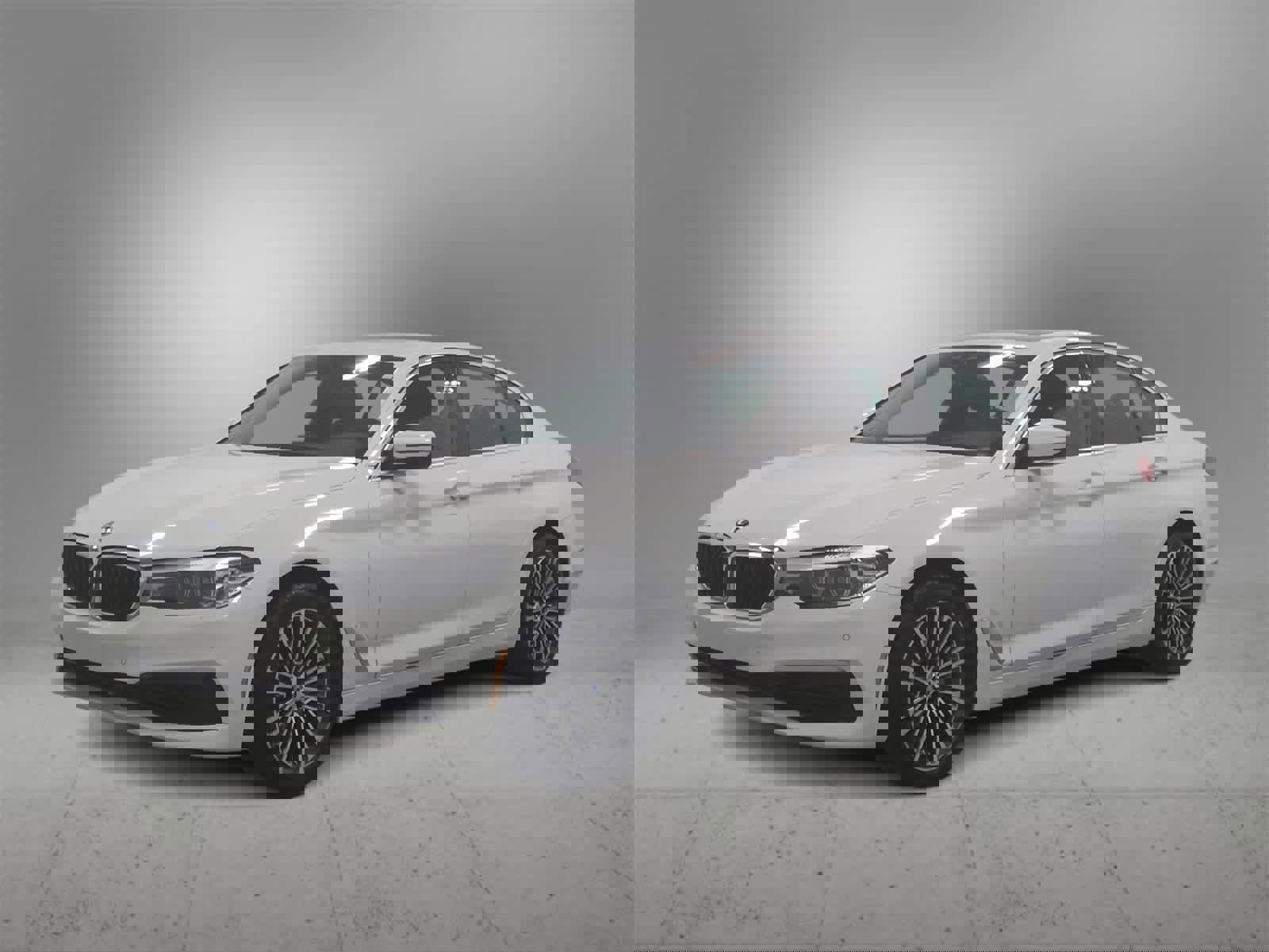 Used 2020 BMW 530i xDrive w/ Convenience Package image 4