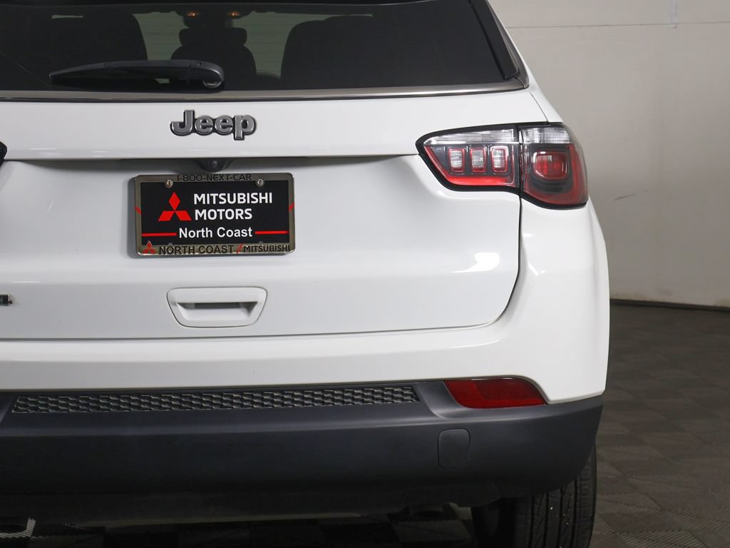 Used 2025 Jeep Compass Sport AWD/4WD image 13