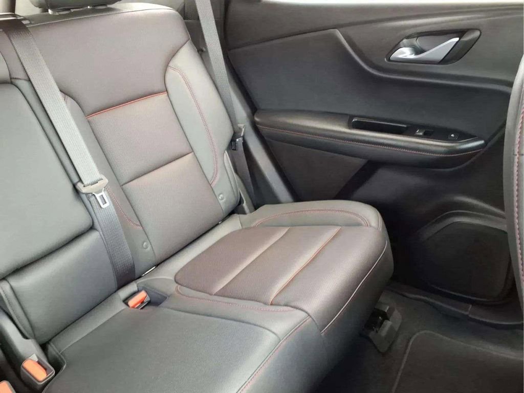 Used 2024 Chevrolet Blazer RS w/ Driver Confidence II Package image 16