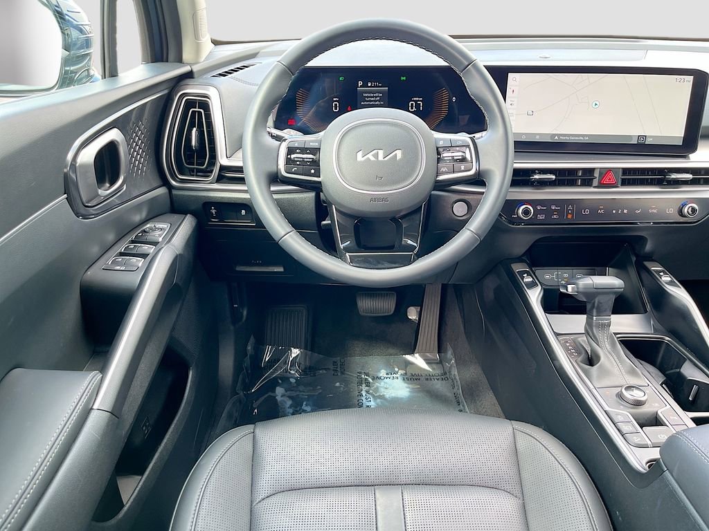 Certified 2025 Kia Sorento S image 23