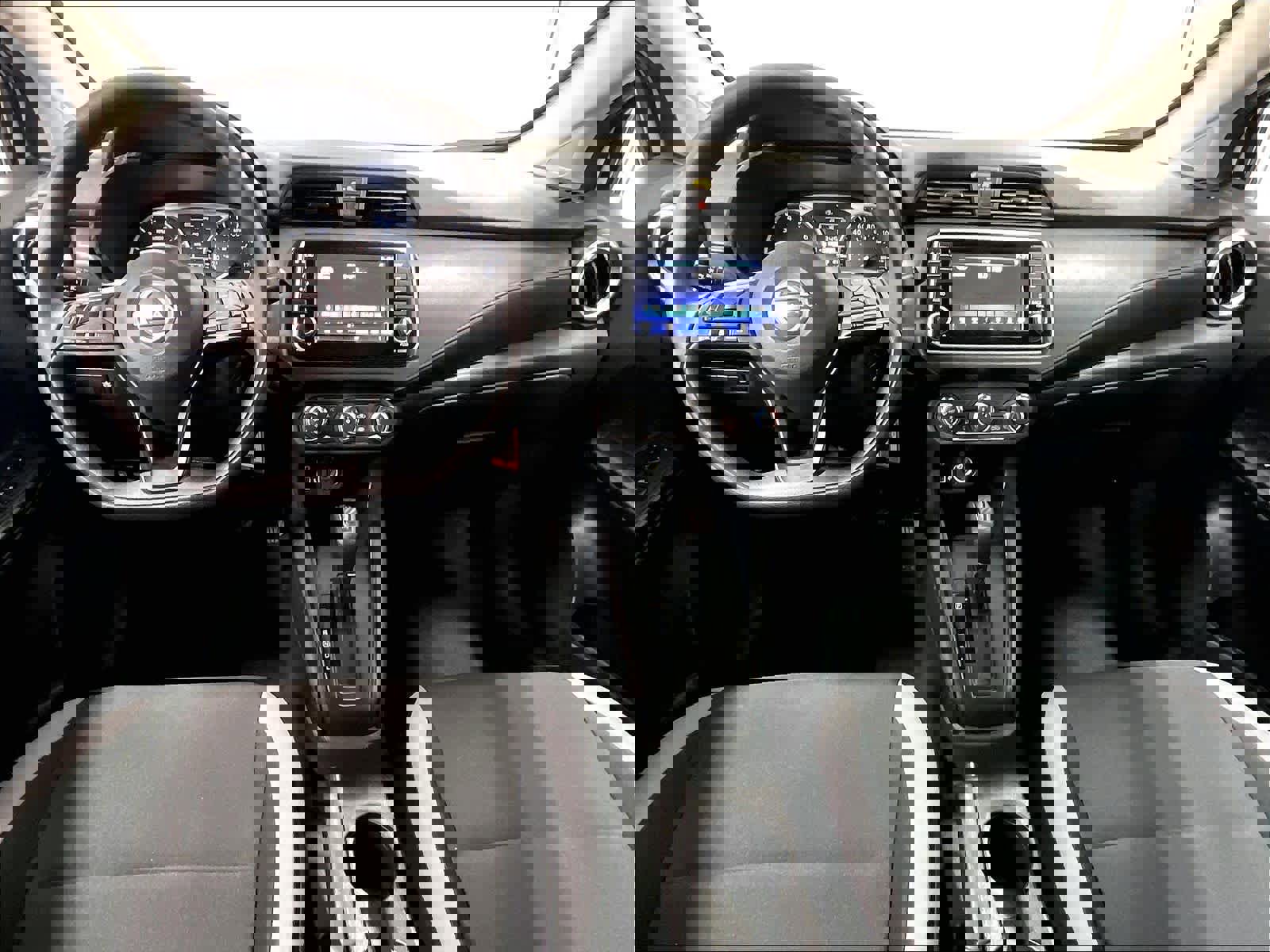 Used 2025 Nissan Versa S w/ Trunk Package image 21