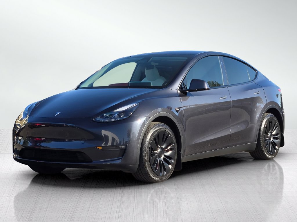 Used 2024 Tesla Model Y Long Range AWD/4WD image 8