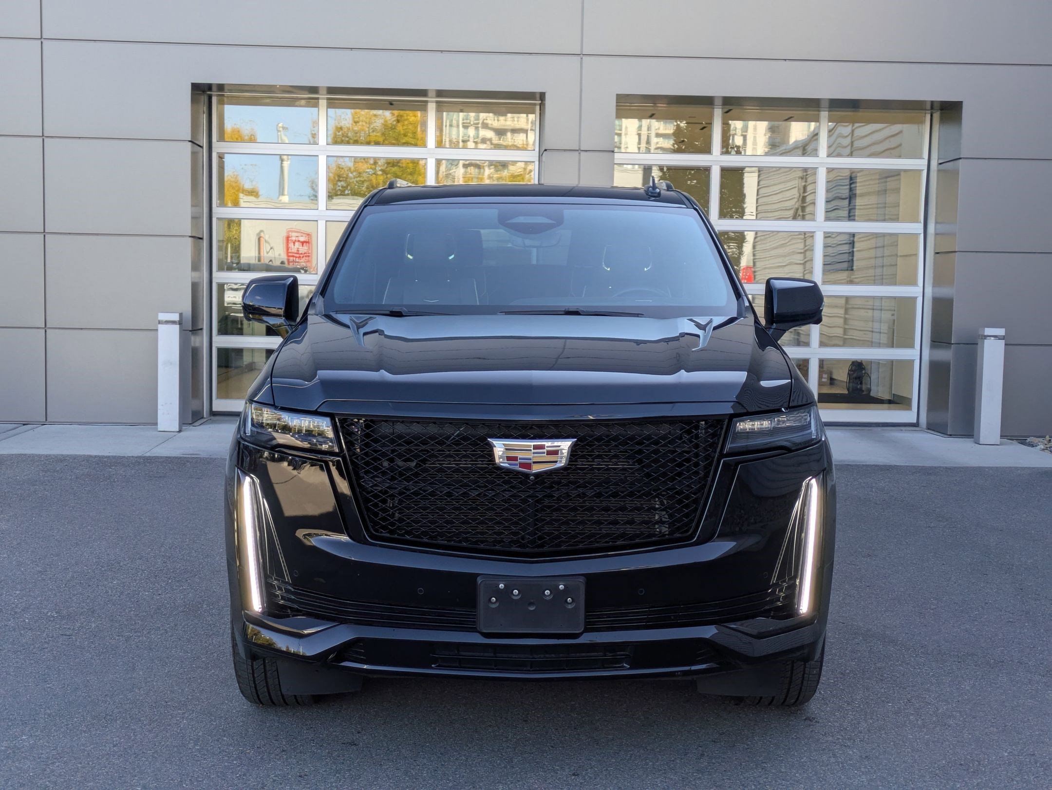 Used 2024 Cadillac Escalade Sport image 9