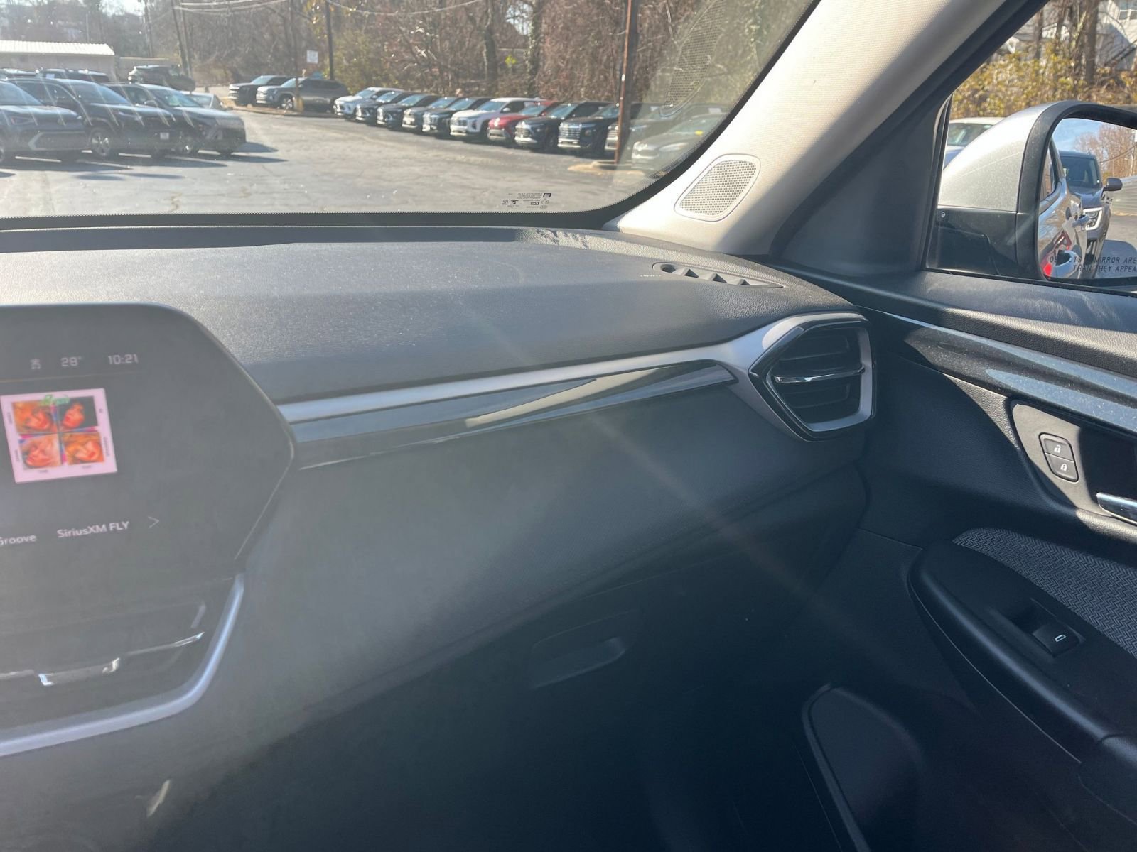 Used 2025 Chevrolet TrailBlazer LT image 29