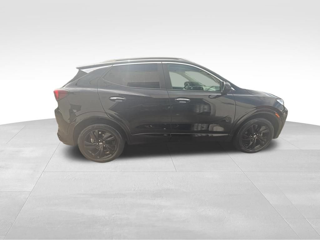 Used 2024 Buick Encore GX Sport Touring FWD image 8