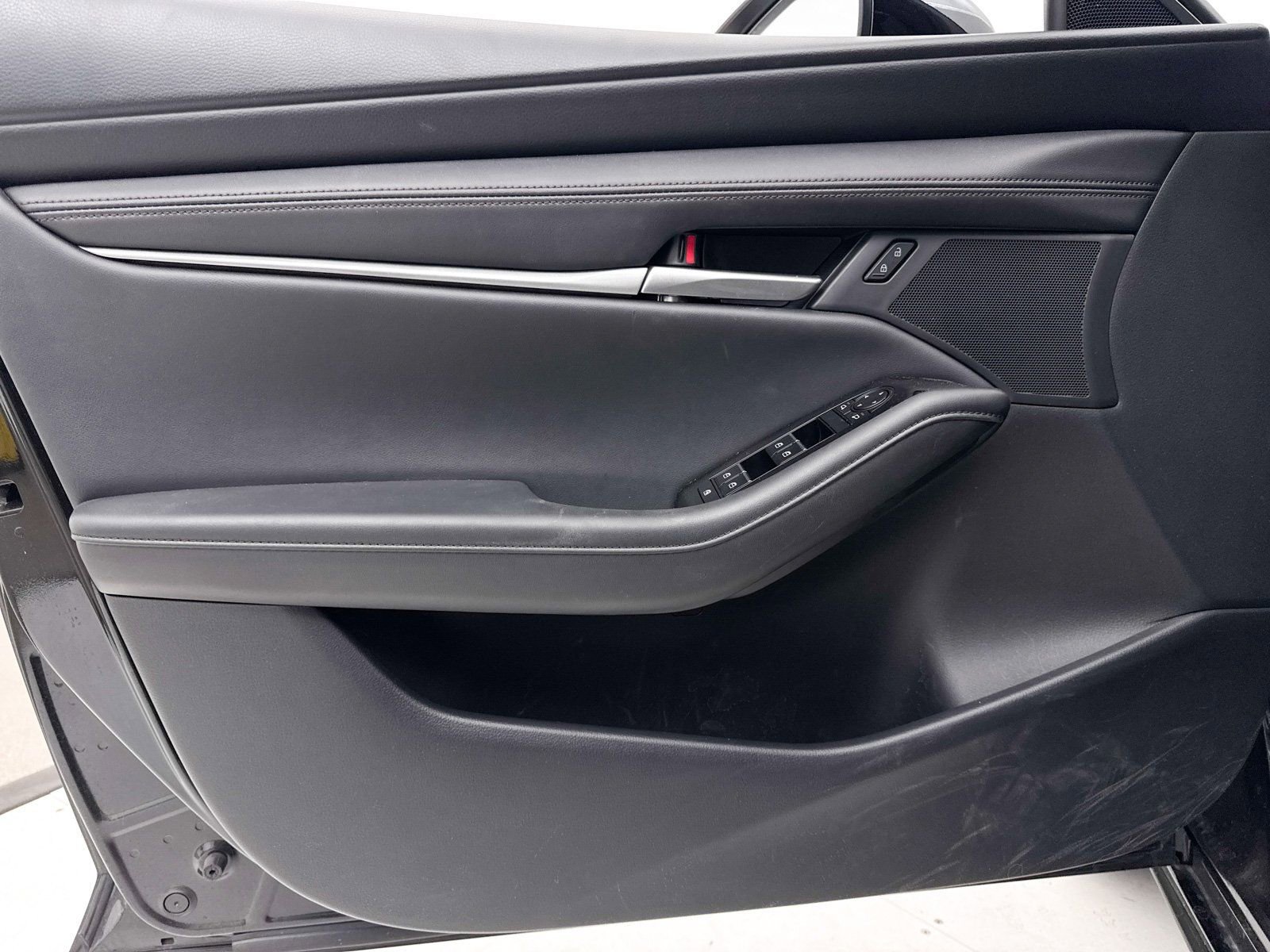 Certified 2025 MAZDA MAZDA3 s Sport image 27