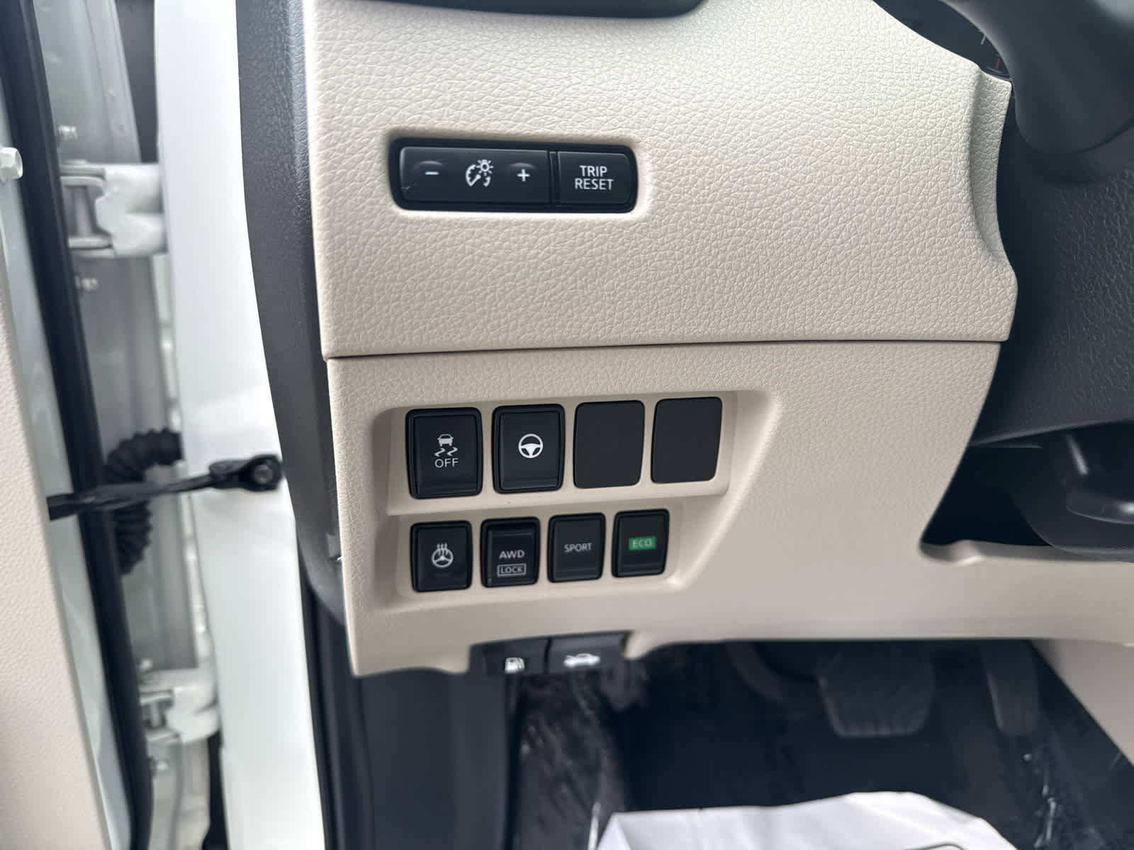 Used 2022 Nissan Rogue Sport SL w/ Premium Package AWD/4WD image 17