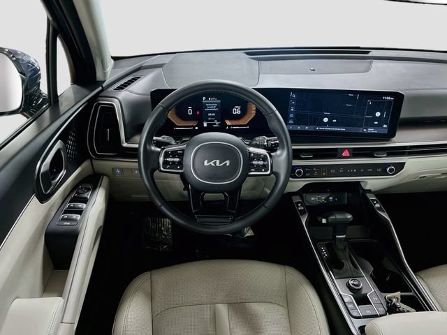 Certified 2024 Kia Sorento S w/ Panoramic Sunroof Package FWD image 23