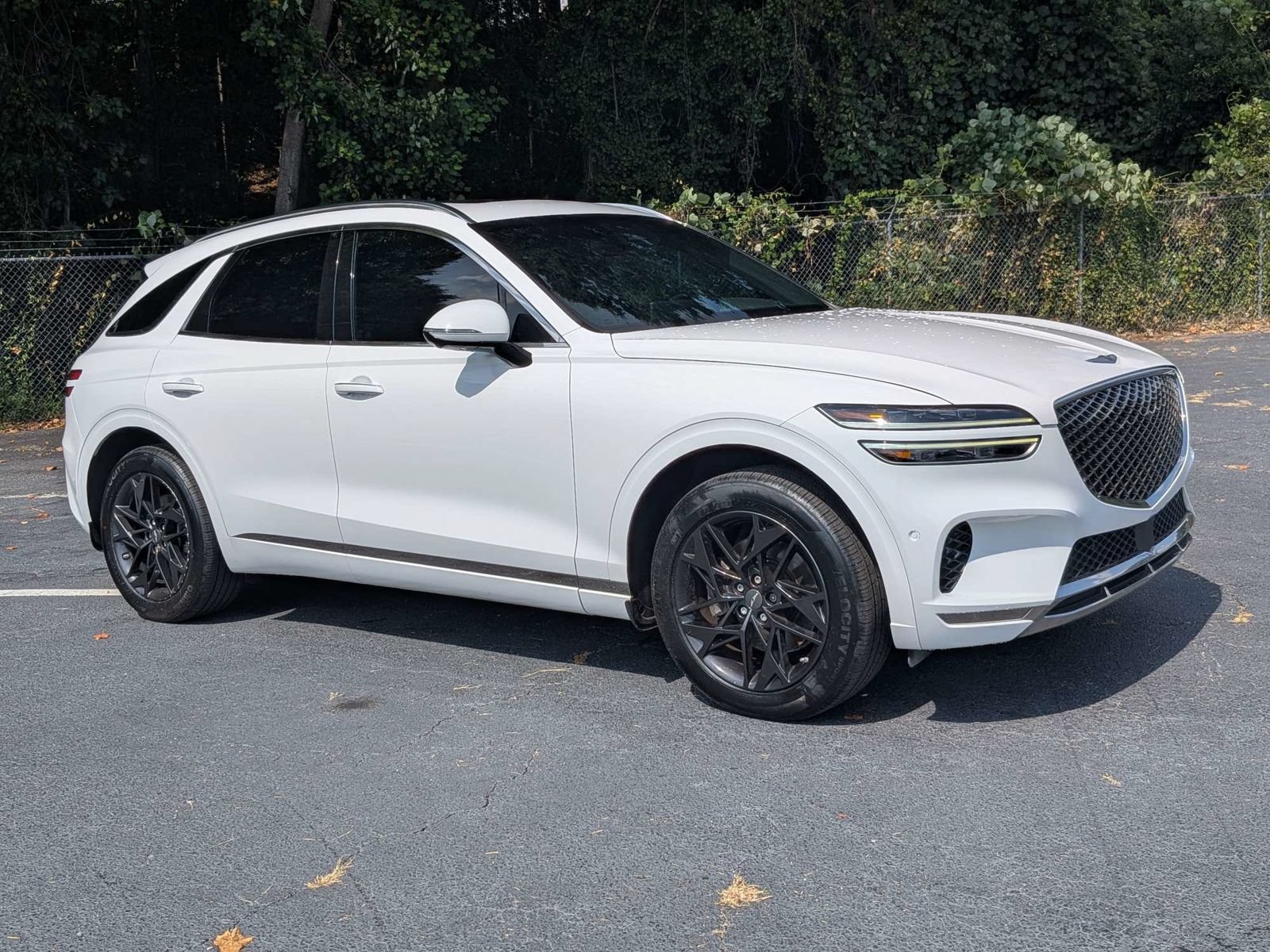 Used 2022 Genesis GV70 2.5T w/ Advanced Package AWD/4WD image 2