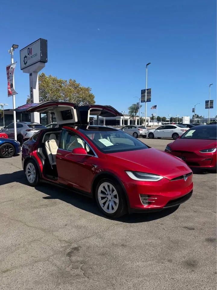 Used 2017 Tesla Model X 100D AWD/4WD image 7