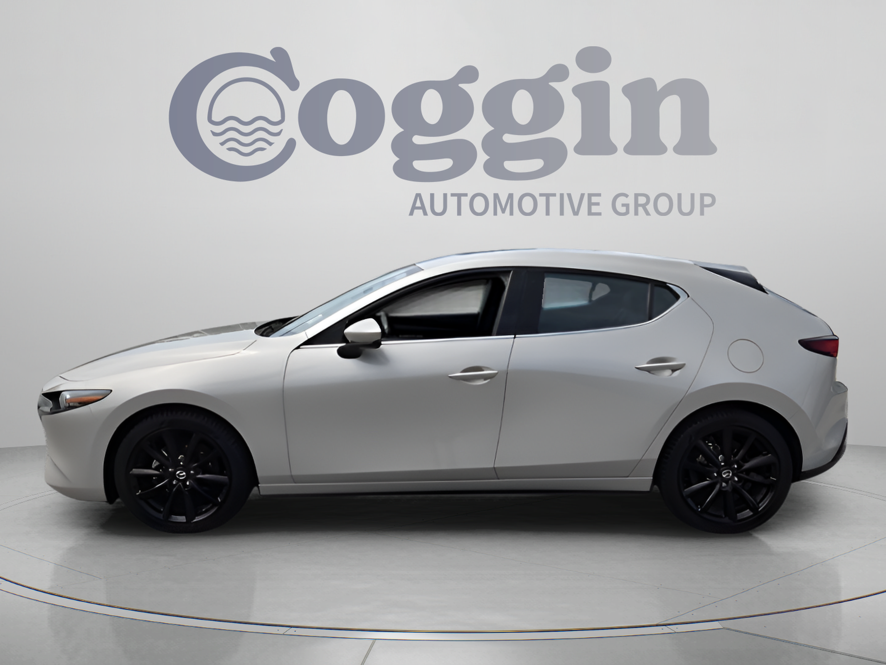 Used 2024 MAZDA MAZDA3 s FWD image 2