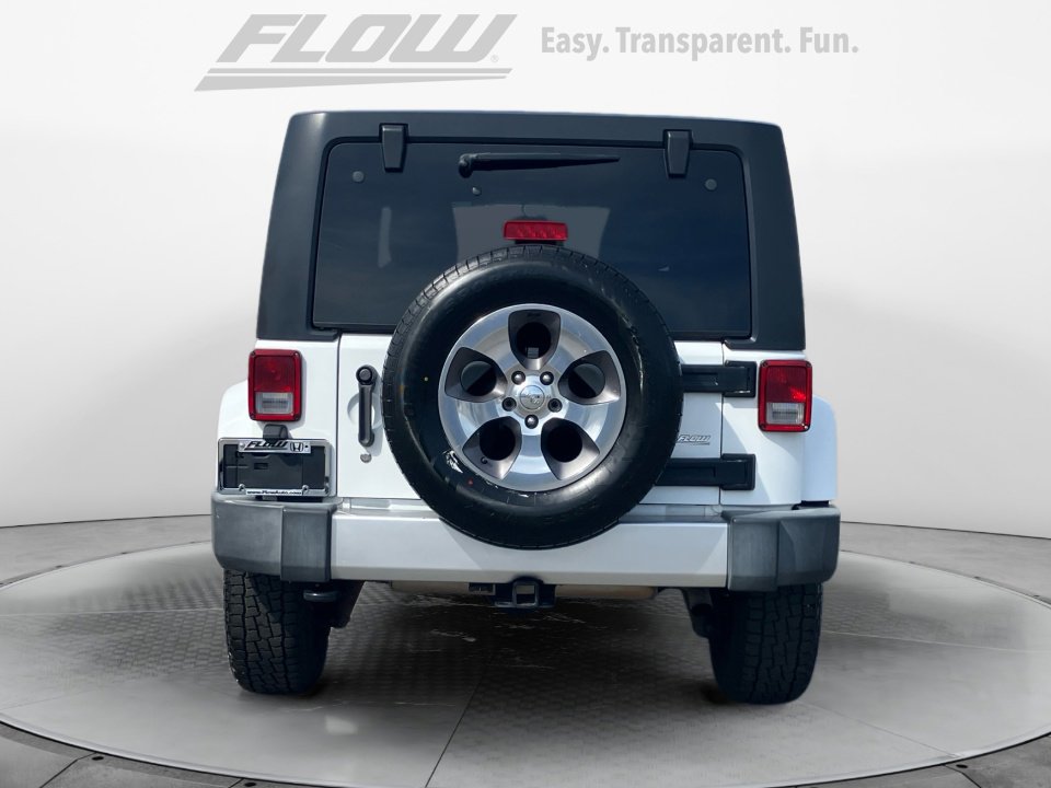 Used 2017 Jeep Wrangler Unlimited Sahara w/ Connectivity Group image 8