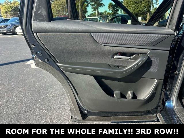 Used 2025 MAZDA CX-90 3.3 Turbo w/ Select Package image 13