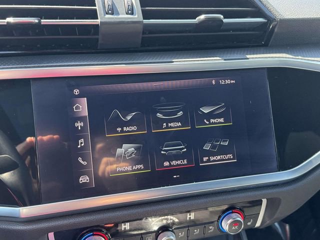 Used 2019 Audi Q3 2.0T Premium w/ Convenience Package AWD/4WD image 15