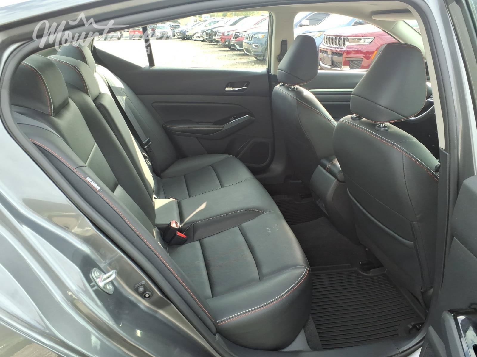 Used 2025 Nissan Altima 2.5 SR w/ SR Premium Package AWD/4WD image 20