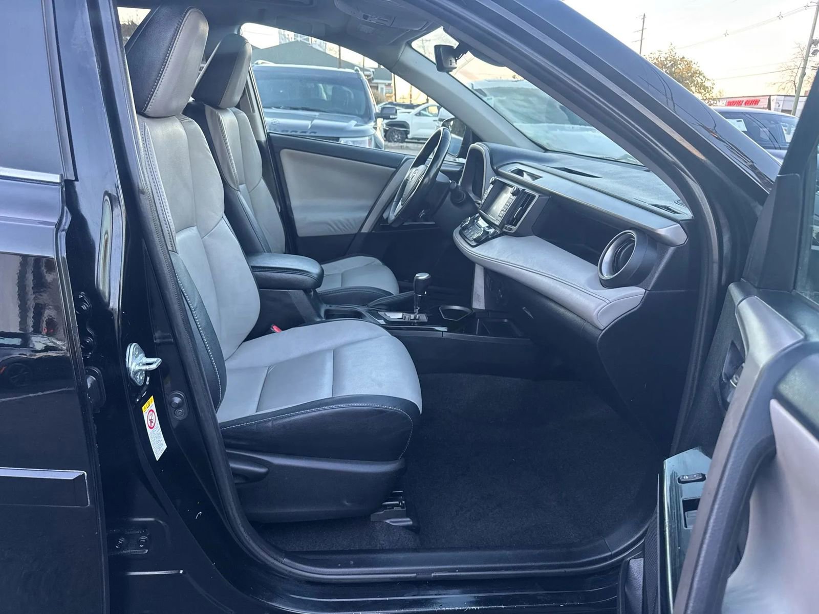 Used 2016 Toyota RAV4 Limited w/ Protection Package AWD/4WD image 26