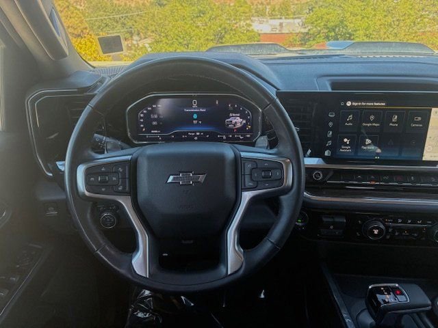 Used 2024 Chevrolet Silverado 1500 LT Trail Boss w/ Protection Package AWD/4WD image 13