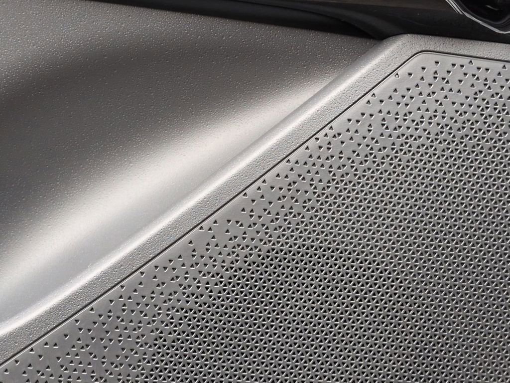 Certified 2025 Kia Niro Wind FWD image 25