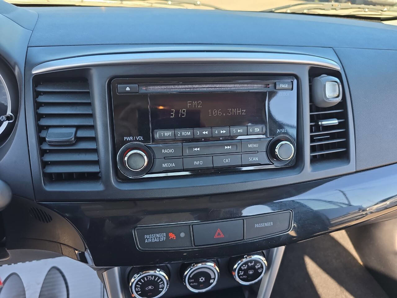 Used 2016 Mitsubishi Lancer ES image 26