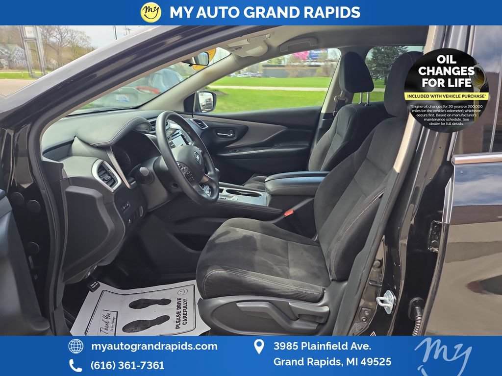 Used 2019 Nissan Murano S AWD/4WD image 9