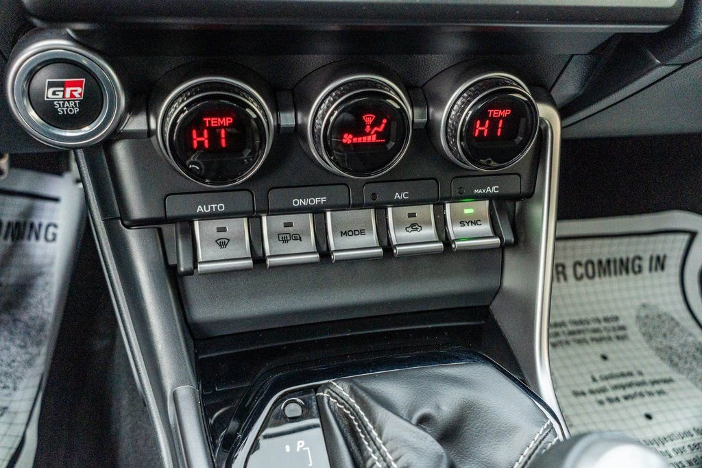 Used 2023 Toyota GR86 Premium w/ ALL Weather Mat Package (TMS) image 19