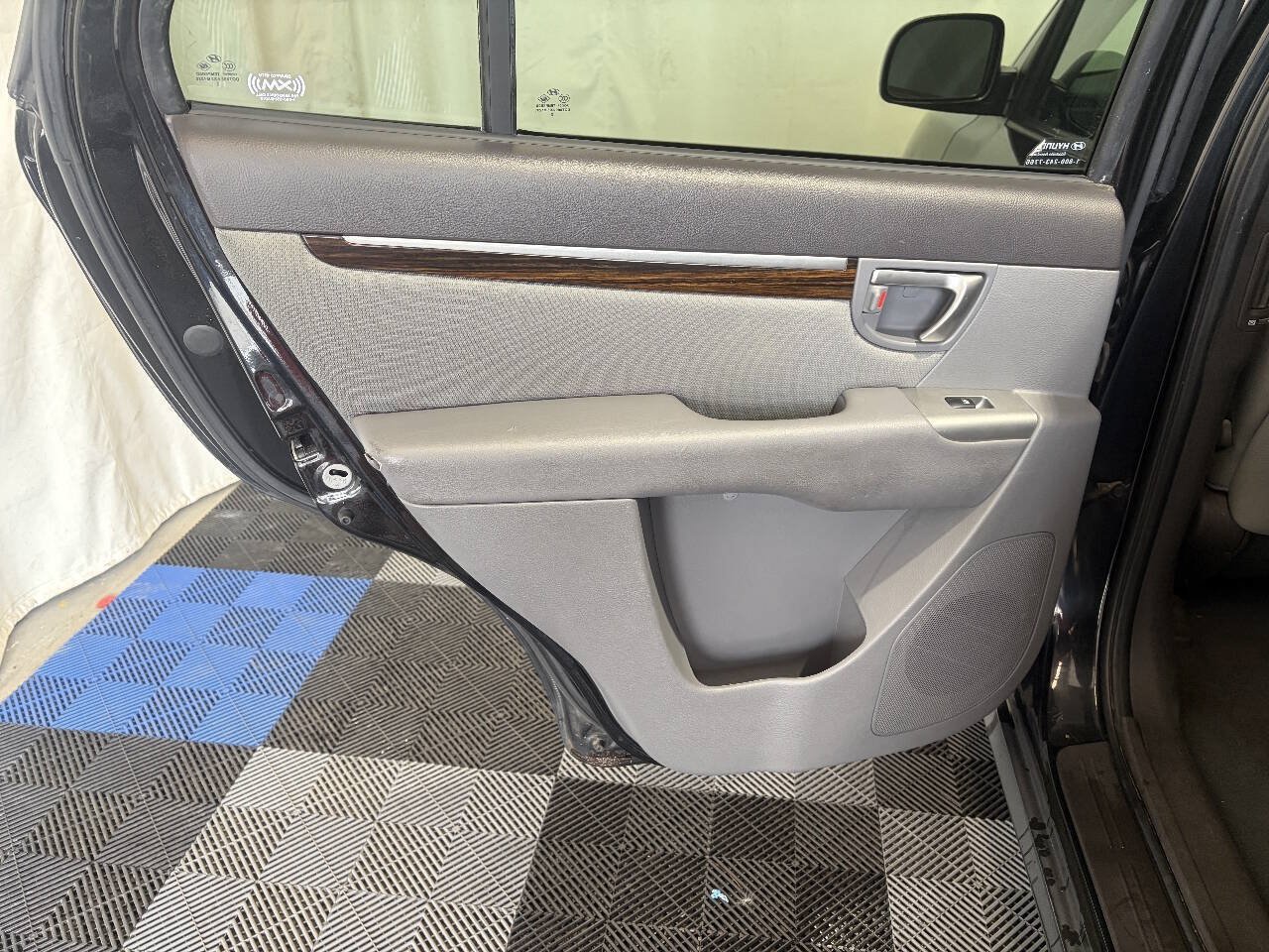 Used 2011 Hyundai Santa Fe GLS AWD/4WD image 9