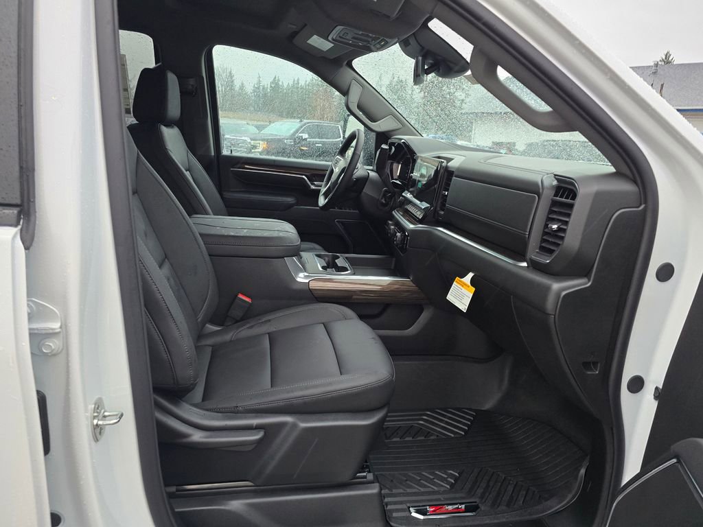 New 2026 Chevrolet Silverado 3500 LT w/ All Star Edition image 12