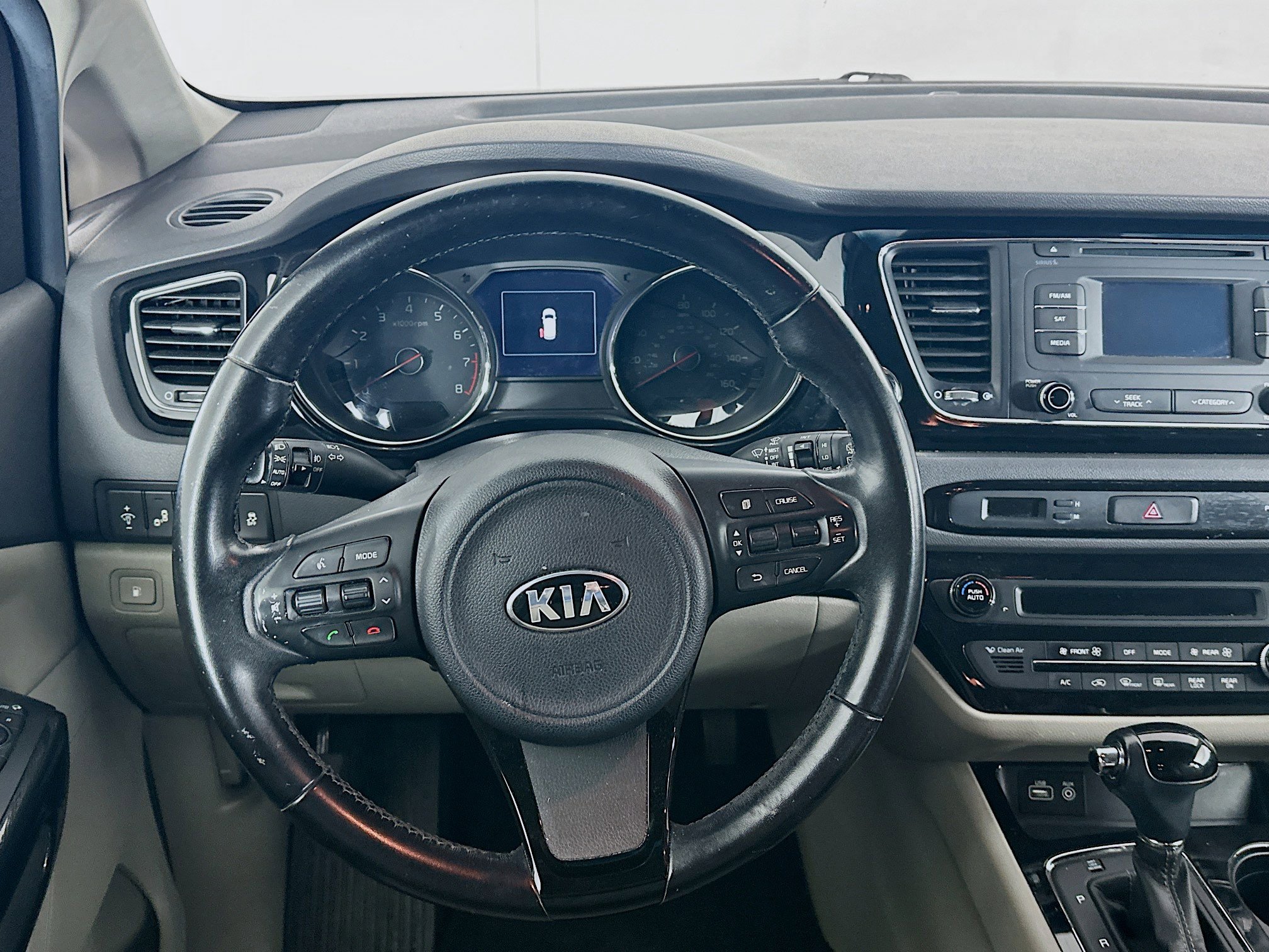 Used 2016 Kia Sedona EX FWD image 17