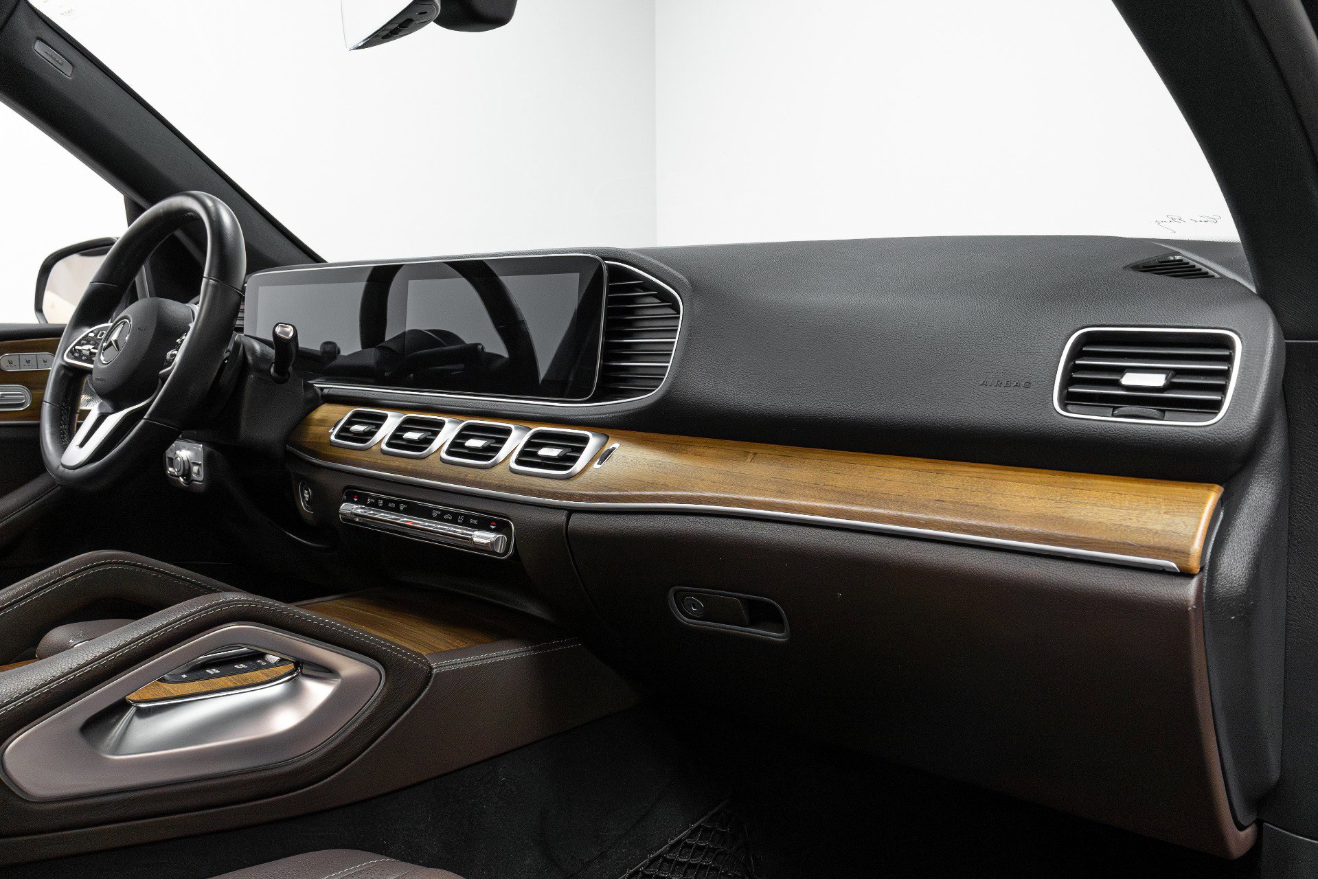 Used 2021 Mercedes-Benz GLE 350 4MATIC image 20