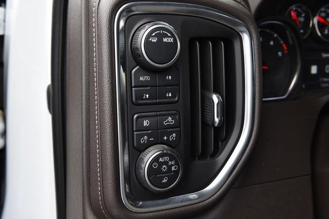 Used 2020 Chevrolet Silverado 2500 LTZ w/ LTZ Plus Package AWD/4WD image 13