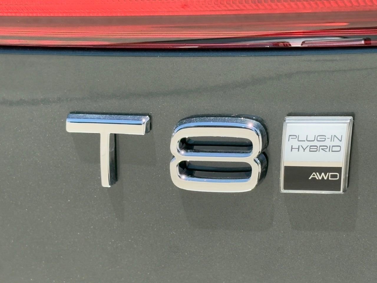 New 2026 Volvo XC60 T8 Ultra w/ Protection Package Premier image 9