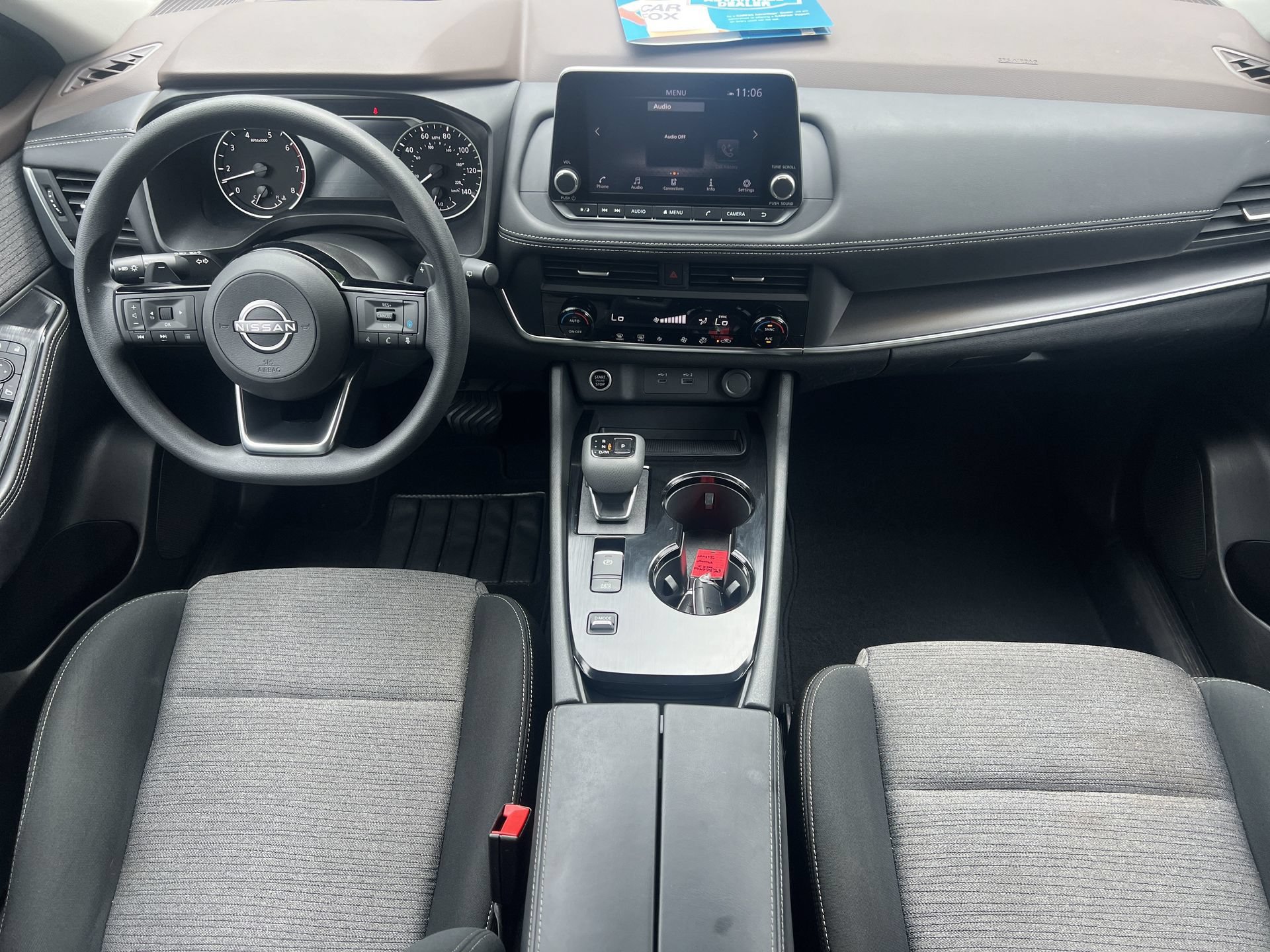 Certified 2023 Nissan Rogue SV FWD image 3