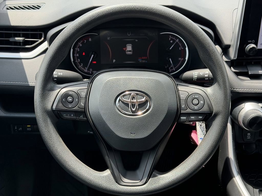 Used 2024 Toyota RAV4 LE FWD image 15
