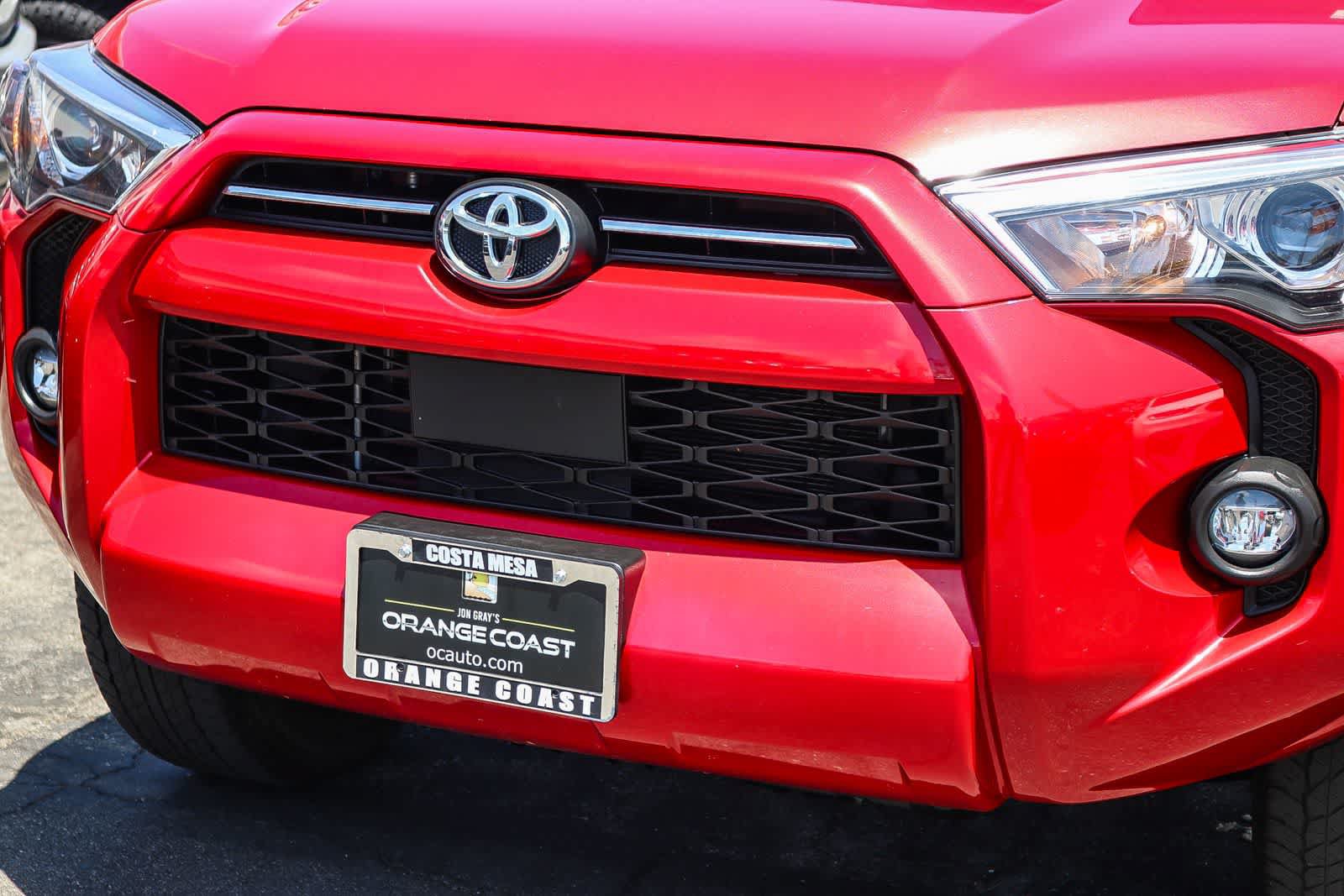 Used 2024 Toyota 4Runner SR5 RWD image 9